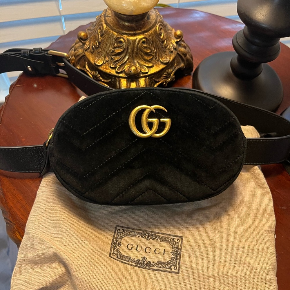 Gucci Marmont GG Black Velvet Belt Bag